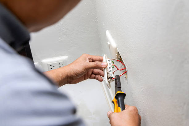 Best Commercial Electrician Services  in Comanche, OK